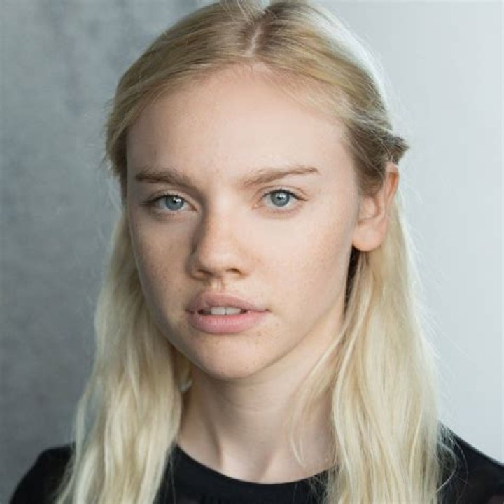 Aine Rose Daly (Actress) Wiki, Biography, Age, Height, Weight, Boyfriend, Net Worth, Family, Facts