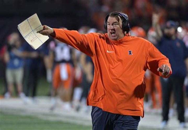 Bret Bielema – Bio, Wife, Age, Salary, Net Worth, Weight, Height