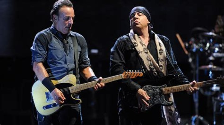 Bruce Franklin (guitarist)’s biography, net worth, fact, career, awards and life story