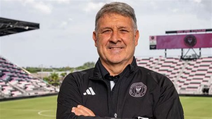 Gerardo Martino Teams Coached, Salary, Net Worth, Mexico Record, Young, Nationality