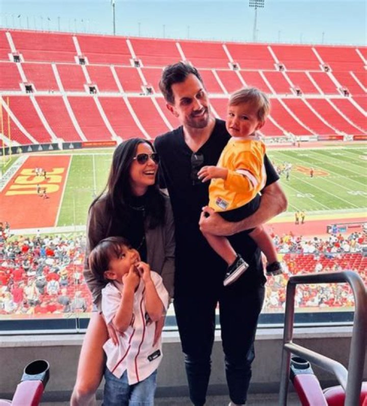 Matt Leinart Bio, Wiki, Age, Height, Parents, Wife, Flag Football, Salary, and Net Worth