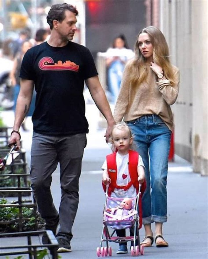 Nina Sadoski Seyfried (Amanda Seyfried Daughter) Wiki, Bio, Age, Parents, Net Worth, Facts