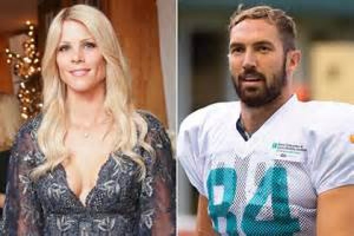 Tyrone Davis Net Worth, Wife And Family Facts About NFL Tight End