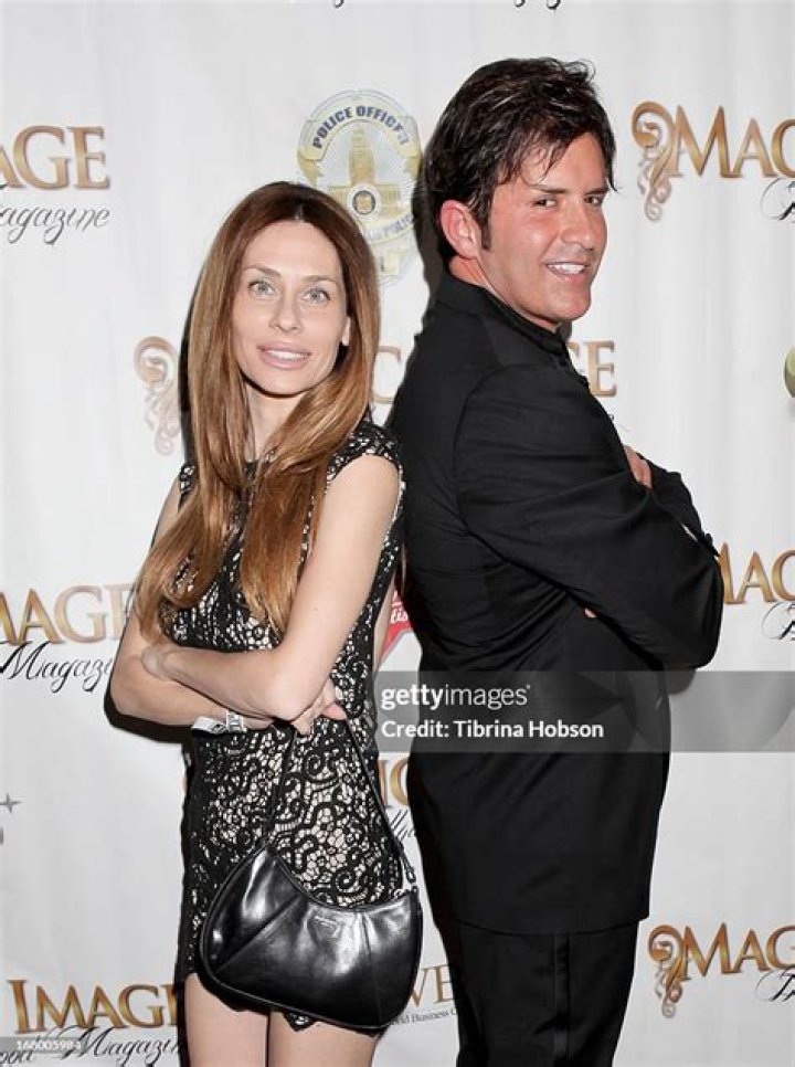 Who is Dr Robert Rey Wife Hayley Rey? Net Worth, Daughter And Family