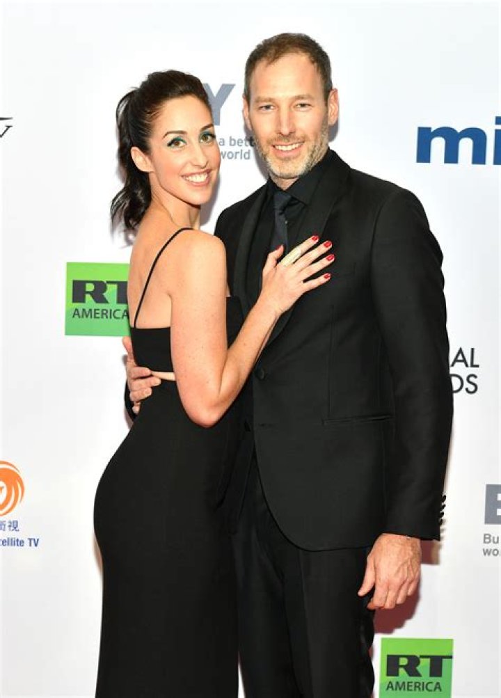 Working Moms: Catherine Reitman Top Lip Fillers, Husband